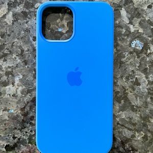 Apple iPhone 12/12 pro MagSafe silicone case